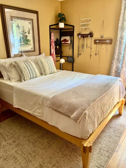 Full Size Signature Bed Frame Without Headboard - Minimalist & Modern Style with Solid Wood
